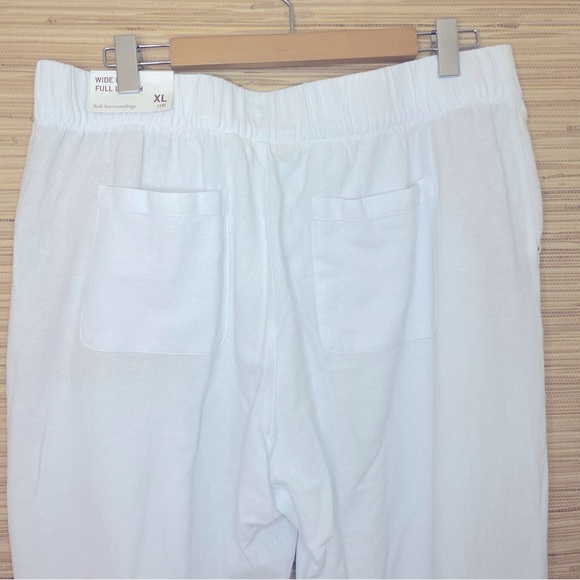 Soft Surroundings Wide Leg Crop Pants - Picture 2 of 10